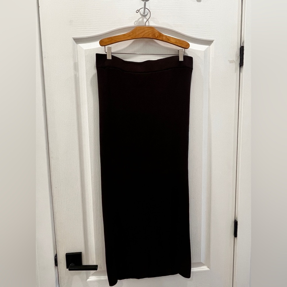 GAP Cashsoft ribbed pencil skirt. Chocolate brown.